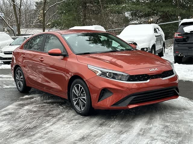 Thumbnail: 2023 Kia Forte - 28