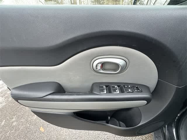 Thumbnail: 2017 Kia Soul - 16
