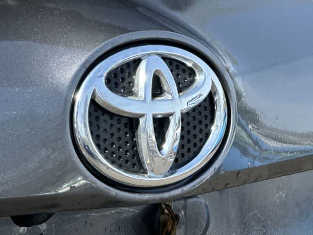 Thumbnail: 2018 Toyota RAV4 - 18