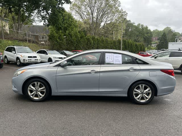 Thumbnail: 2012 Hyundai Sonata - 2