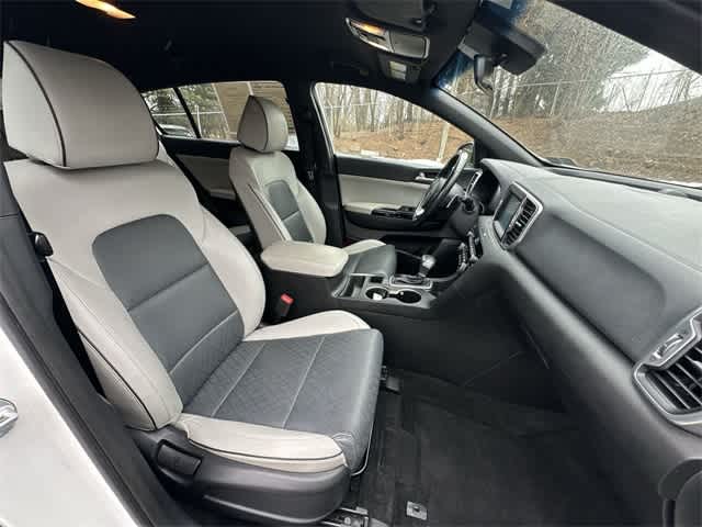 Thumbnail: 2019 Kia Sportage - 18