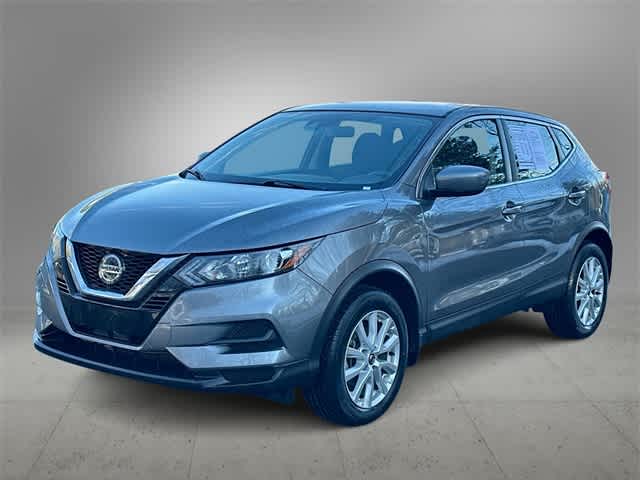 2022 Nissan Rogue Sport S's photo
