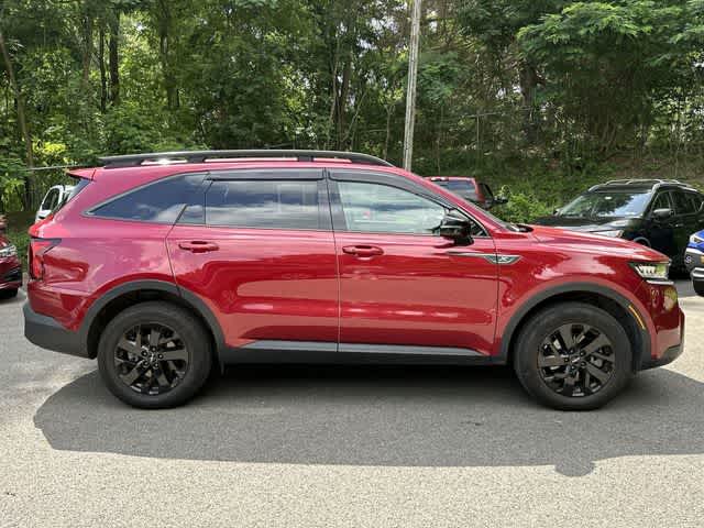 Thumbnail: 2022 Kia Sorento - 3