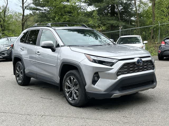 Thumbnail: 2023 Toyota RAV4 - 21