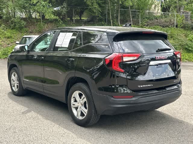 2024 GMC Terrain SLE - Photo 30