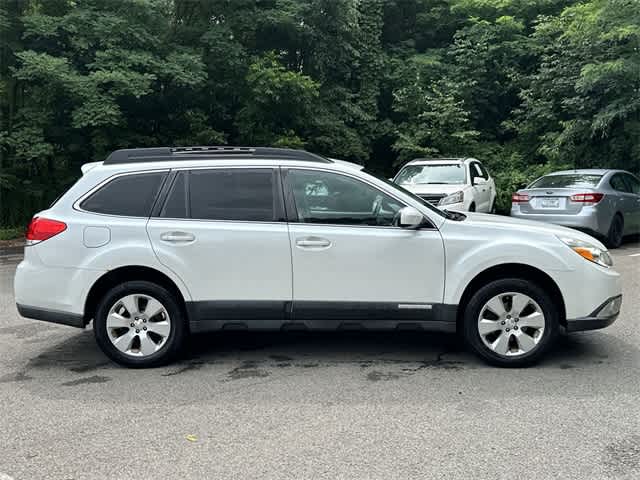 Thumbnail: 2011 Subaru Outback - 3