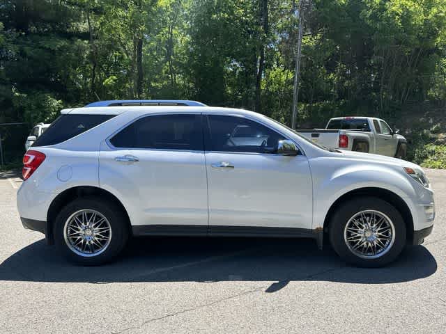 Thumbnail: 2016 Chevrolet Equinox - 3