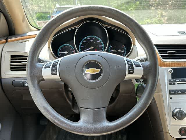 Thumbnail: 2011 Chevrolet Malibu - 7