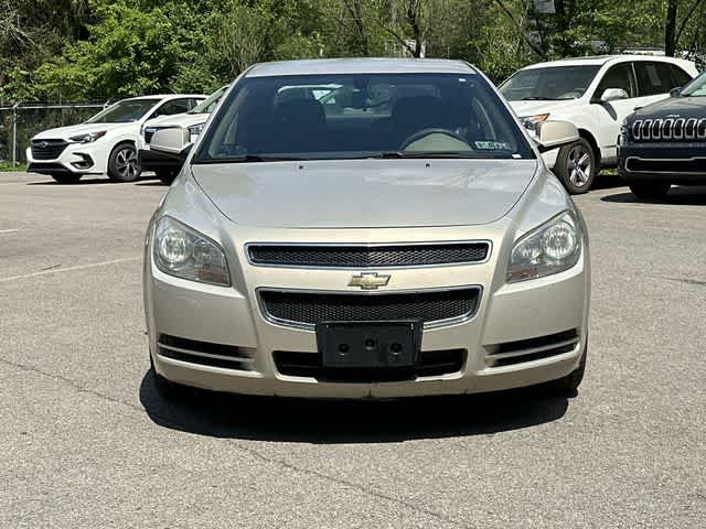 Thumbnail: 2011 Chevrolet Malibu - 17