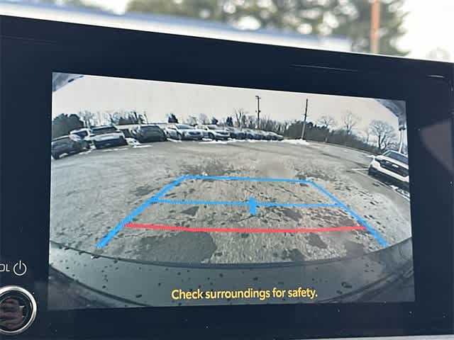 Thumbnail: 2024 Toyota Prius - 13