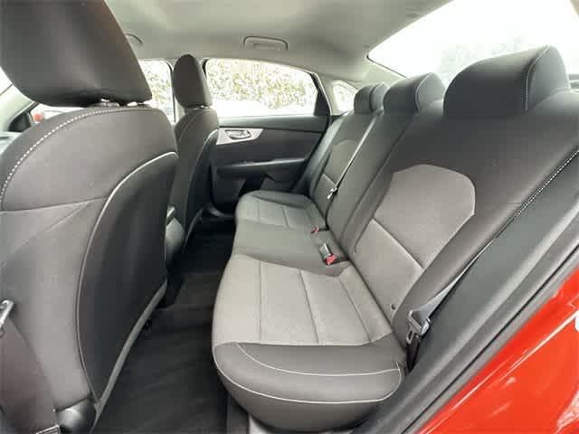 Thumbnail: 2023 Kia Forte - 17