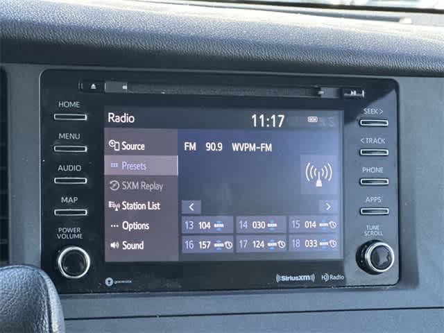 Thumbnail: 2020 Toyota Sienna - 11