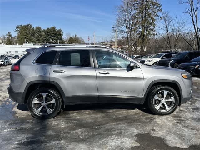 Thumbnail: 2019 Jeep Cherokee - 3