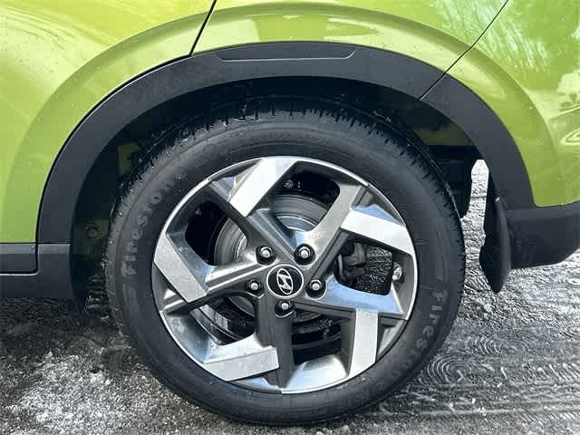 Thumbnail: 2023 Hyundai Venue - 5