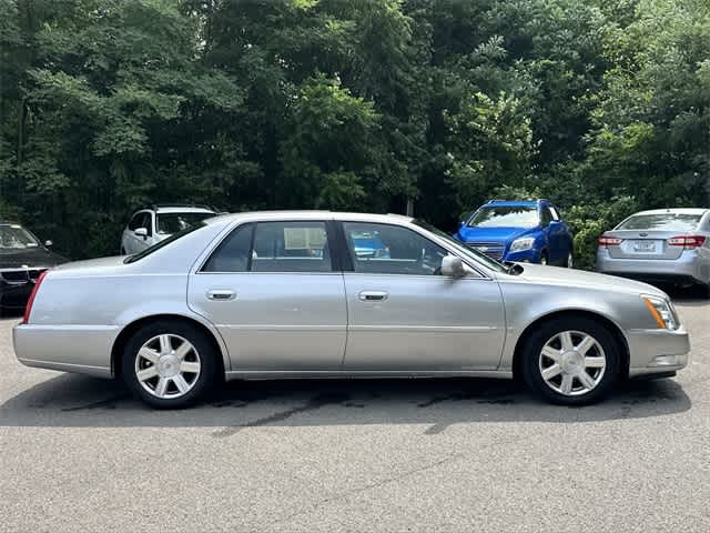 Thumbnail: 2007 Cadillac DTS - 3