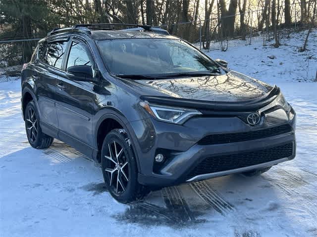 Thumbnail: 2018 Toyota RAV4 - 29