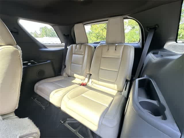 Thumbnail: 2013 Ford Explorer - 20