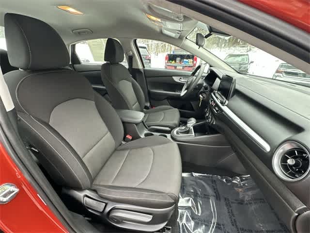 Thumbnail: 2023 Kia Forte - 20