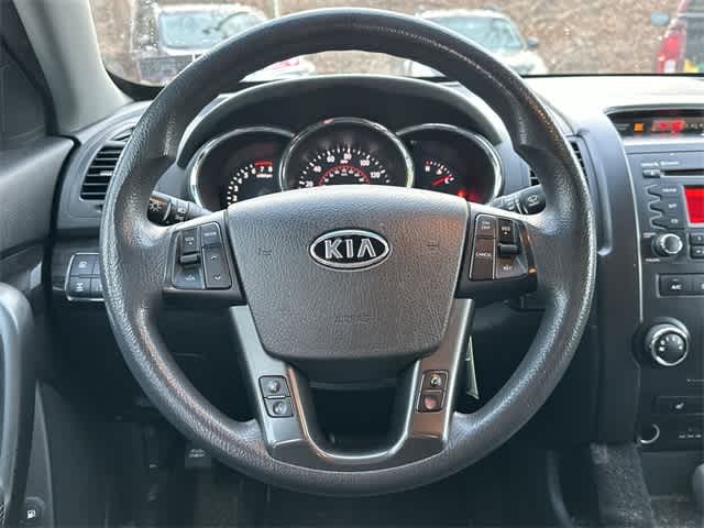 Thumbnail: 2011 Kia Sorento - 7
