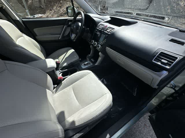 Thumbnail: 2017 Subaru Forester - 18