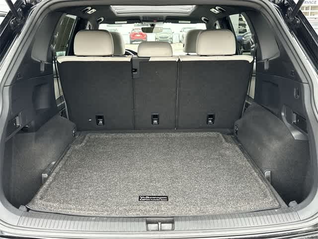 Thumbnail: 2021 Volkswagen Tiguan - 25