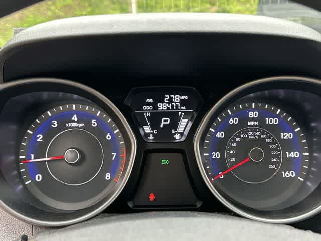 Thumbnail: 2013 Hyundai Elantra - 6