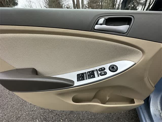 Thumbnail: 2014 Hyundai Accent - 11