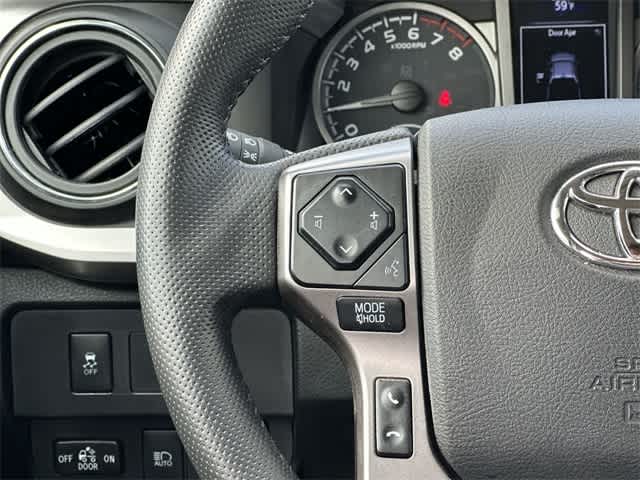 Thumbnail: 2022 Toyota Tacoma - 8