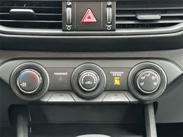 Thumbnail: 2023 Kia Forte - 13