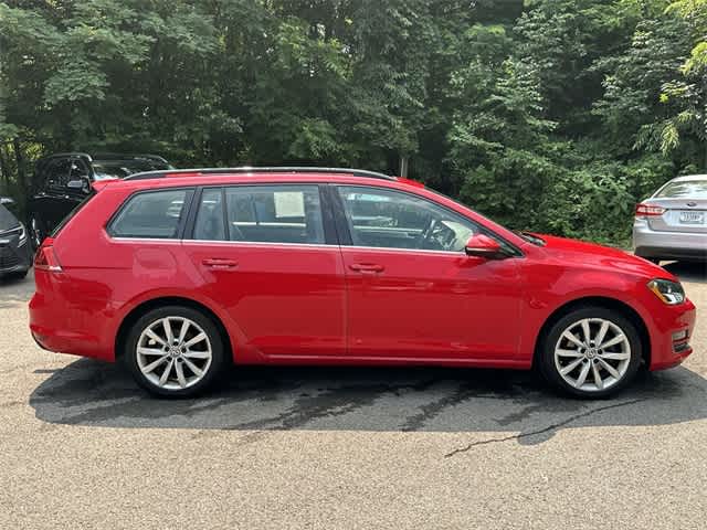 Thumbnail: 2017 Volkswagen e-Golf - 3