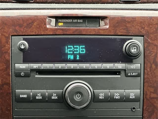 Thumbnail: 2011 Chevrolet Impala - 10