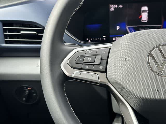 Thumbnail: 2023 Volkswagen Taos - 9