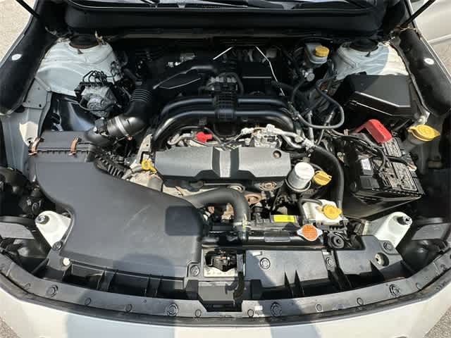 2015 Subaru Outback Limited 27