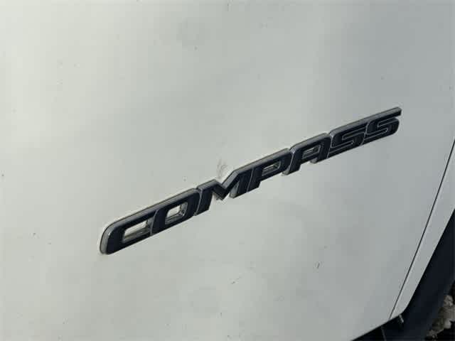 Thumbnail: 2018 Jeep Compass - 18