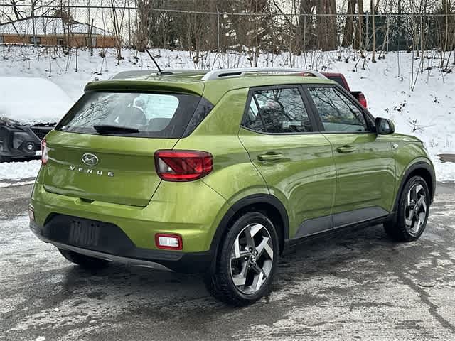 Thumbnail: 2023 Hyundai Venue - 21