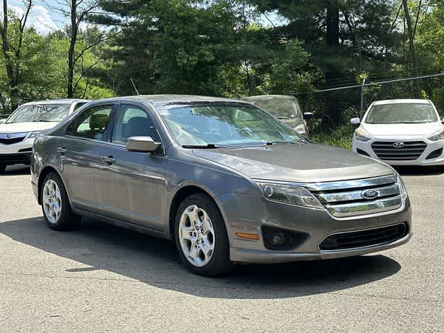 Thumbnail: 2011 Ford Fusion - 17