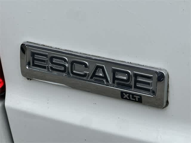 Thumbnail: 2010 Ford Escape - 15