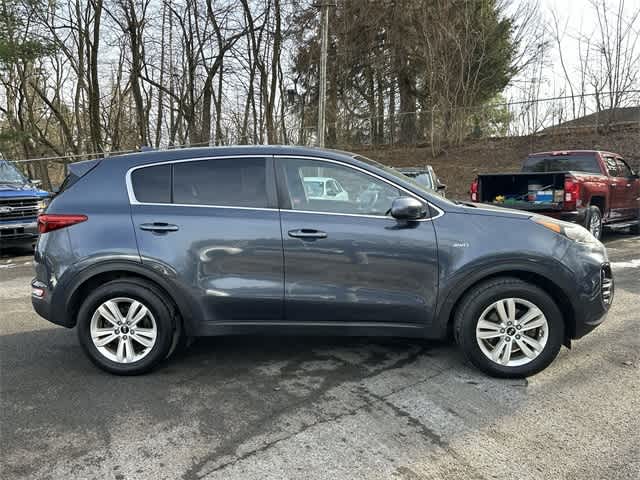 Thumbnail: 2019 Kia Sportage - 3