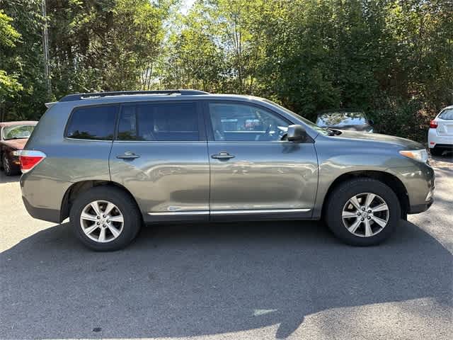 Thumbnail: 2013 Toyota Highlander - 3