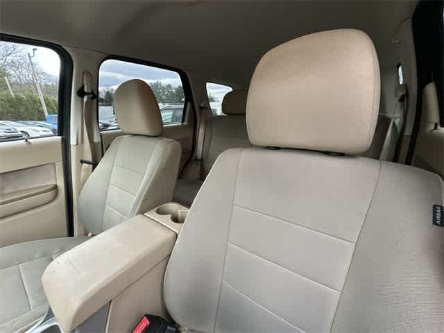 Thumbnail: 2010 Ford Escape - 12