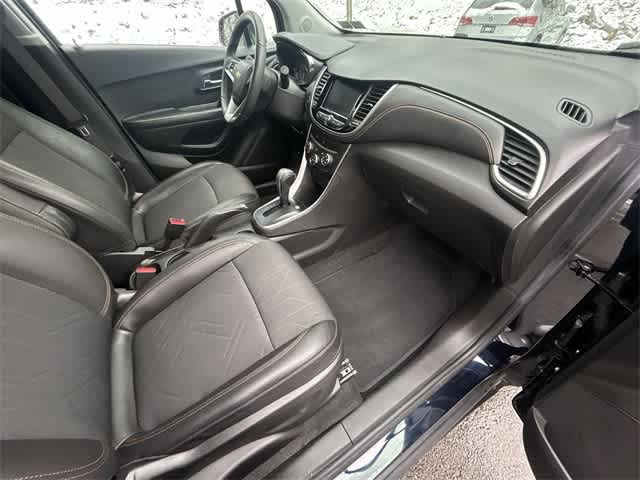 Thumbnail: 2022 Chevrolet Trax - 19