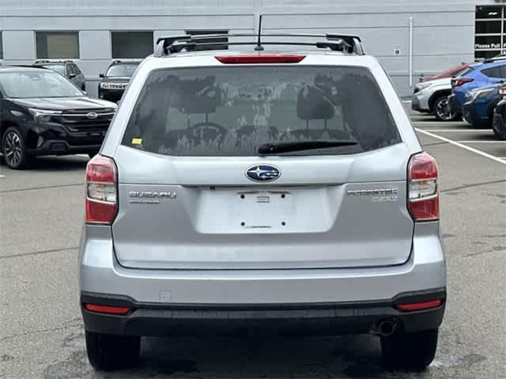 Used 2015 Subaru Forester 2.5i Premium (CVT) SUV