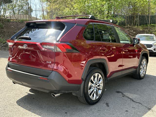 Thumbnail: 2023 Toyota RAV4 - 23