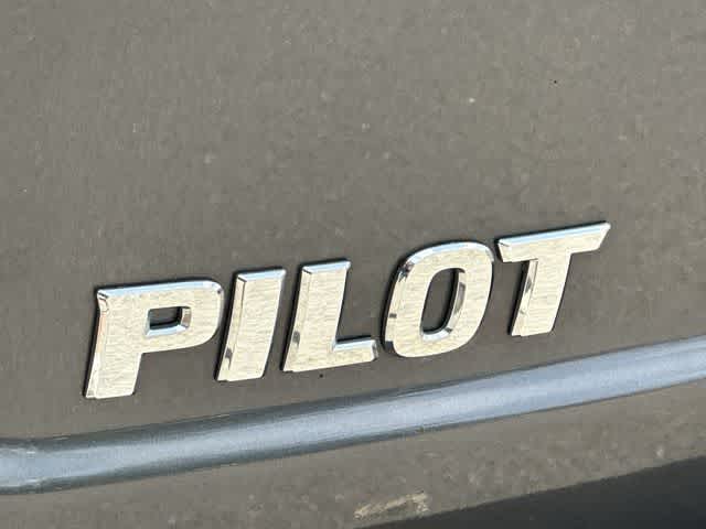 Thumbnail: 2015 Honda Pilot - 15