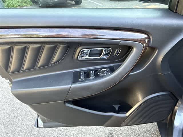 Thumbnail: 2014 Ford Taurus - 16