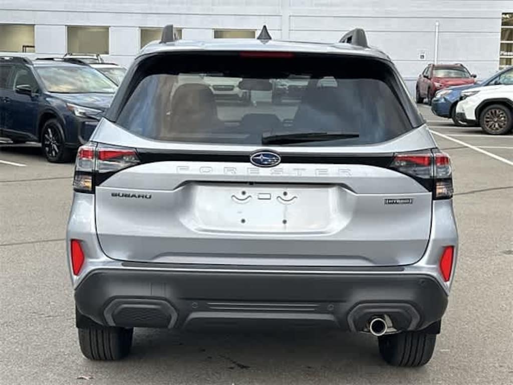 New 2025 Subaru Forester Hybrid Limited SUV