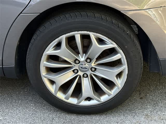 Thumbnail: 2014 Ford Taurus - 5