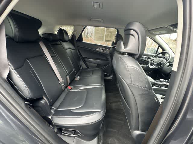 Thumbnail: 2023 Kia Sportage - 25