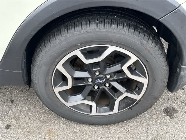 Thumbnail: 2016 Subaru Crosstrek - 4