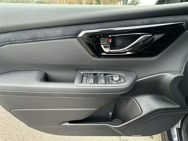 Thumbnail: 2025 Subaru Forester - 18